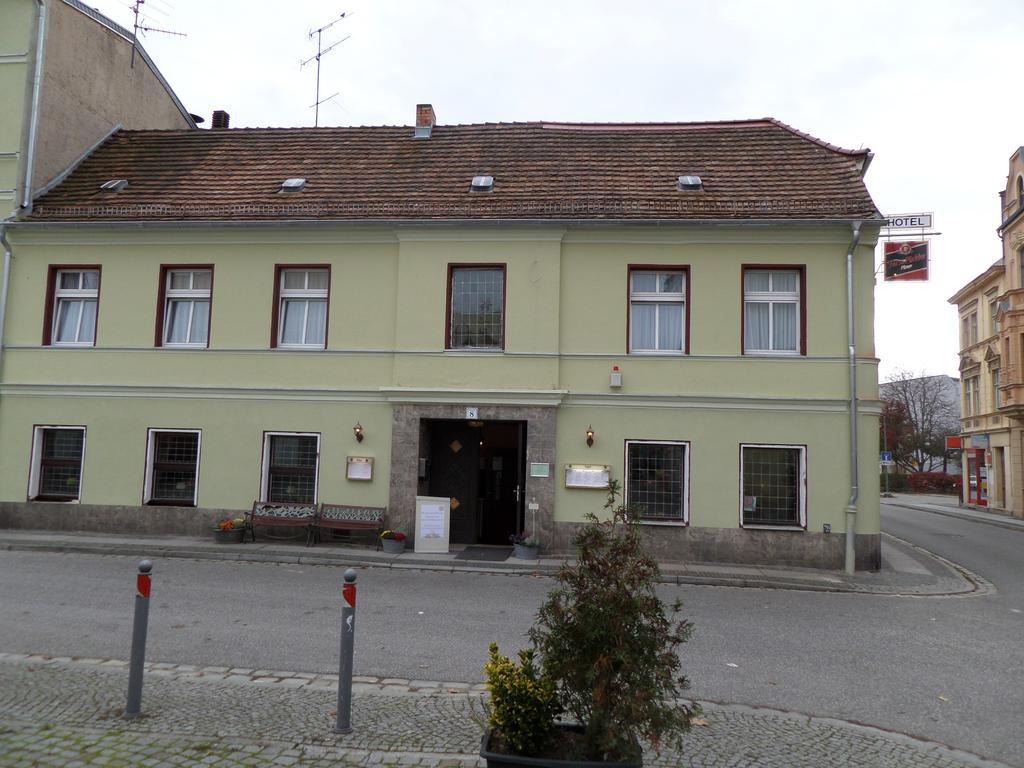 Hotel Zur Sonne Котбус Экстерьер фото